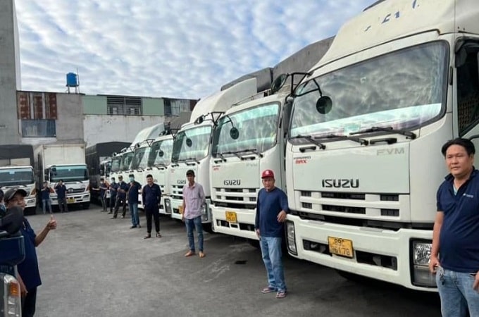 Xe tải chở hàng Hà Nội Hải Dương