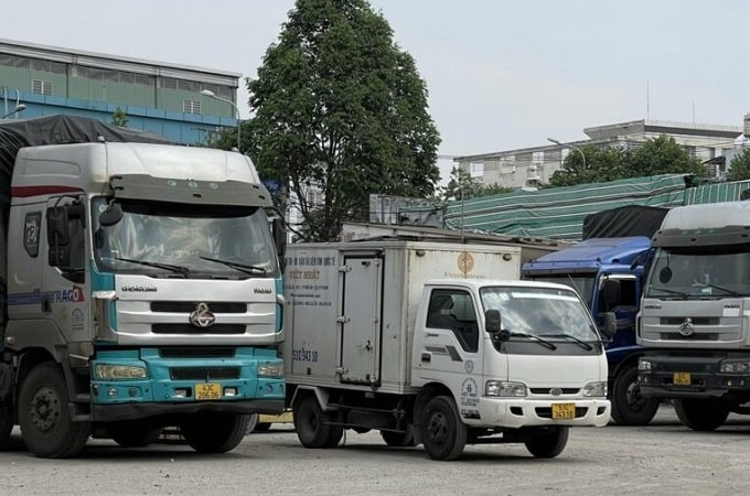 Xe tải chở hàng Hà Nội Lâm Đồng